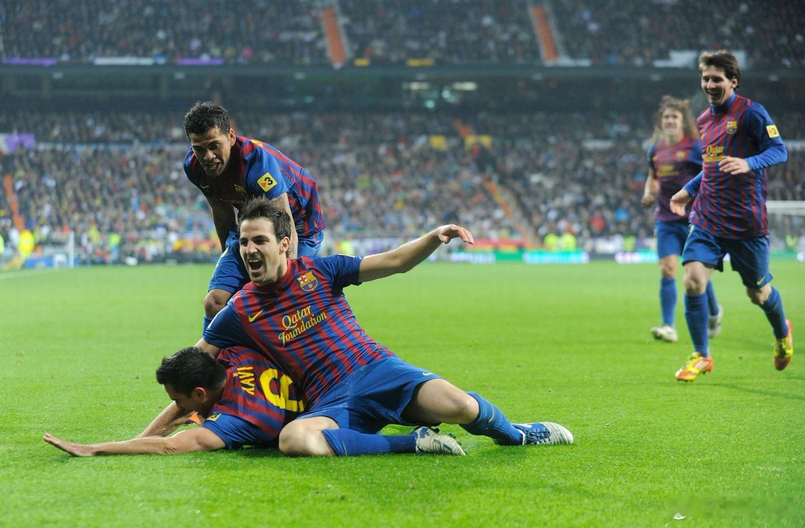 巴萨在鏖战中获胜，梅西助攻制胜