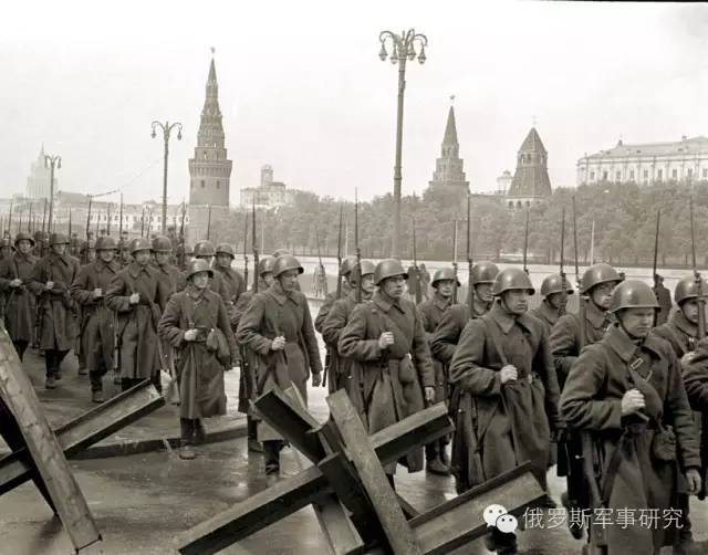 包含塞尔塔维战内华达，主场士气高涨的词条