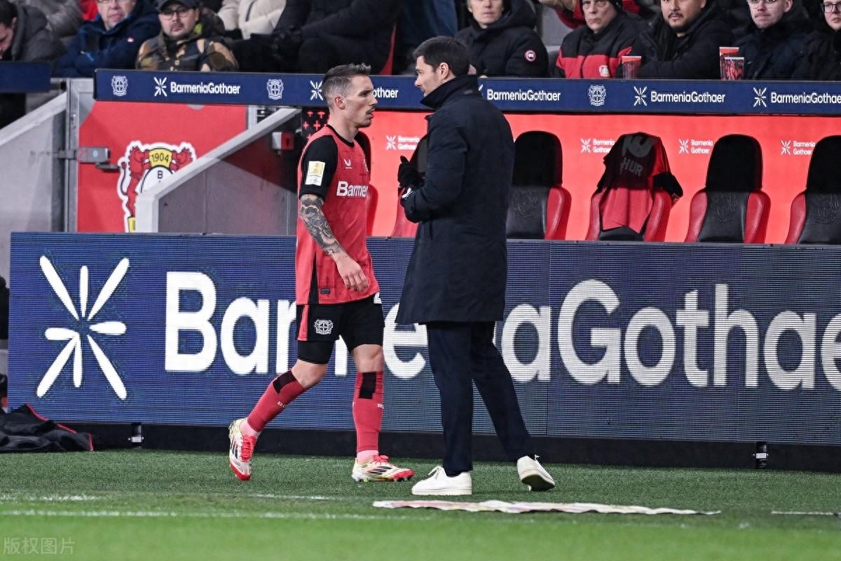 开云体育下载-勒沃库森客场逆袭，三连胜展现实力