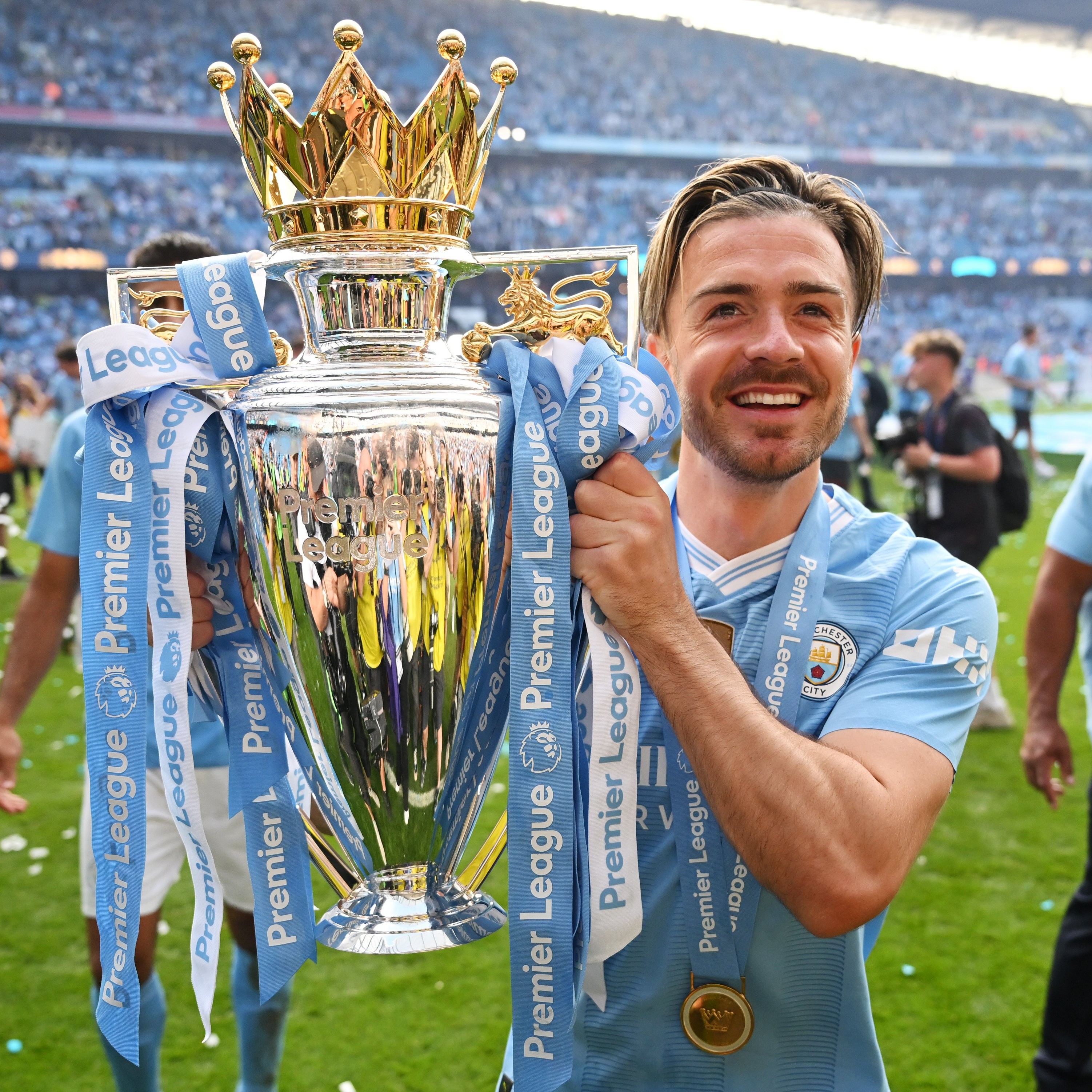 曼城主场胜维拉实力卓越创佳绩