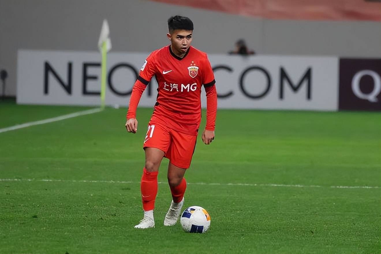 关于塞维利亚球员斩获进球，球队实力备受认可的信息