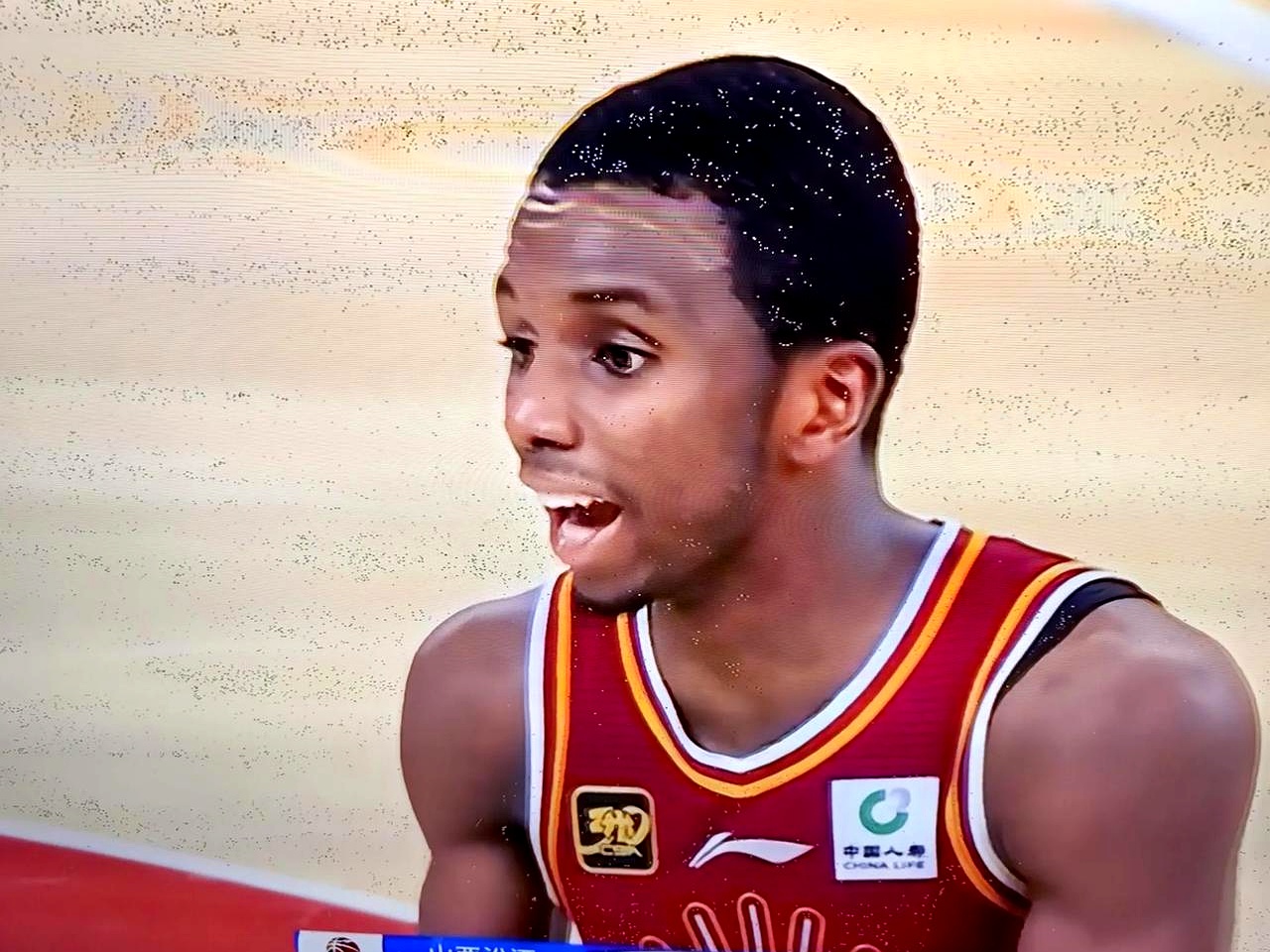 关于替补球员突破自我，帮助球队反超比分的信息