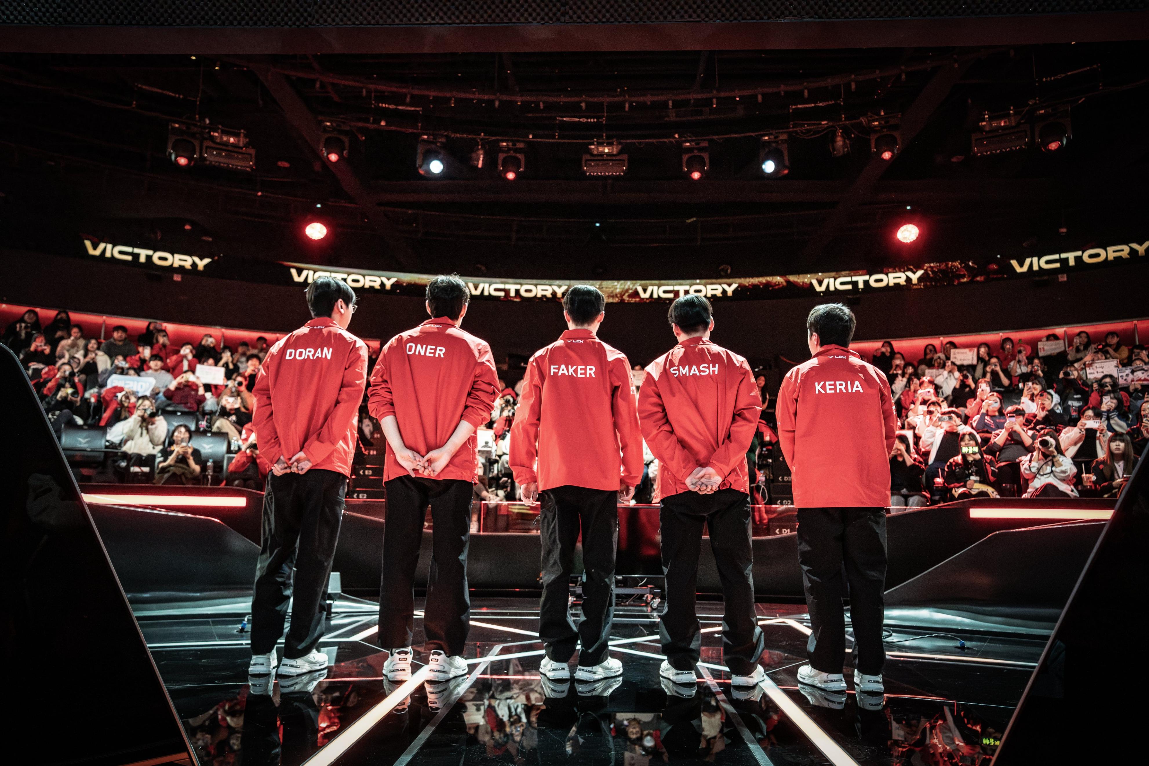 HLE血洗NS，Caps完成史诗逆转顶尖较量2025世界赛，让粉丝疯狂欢呼的简单介绍