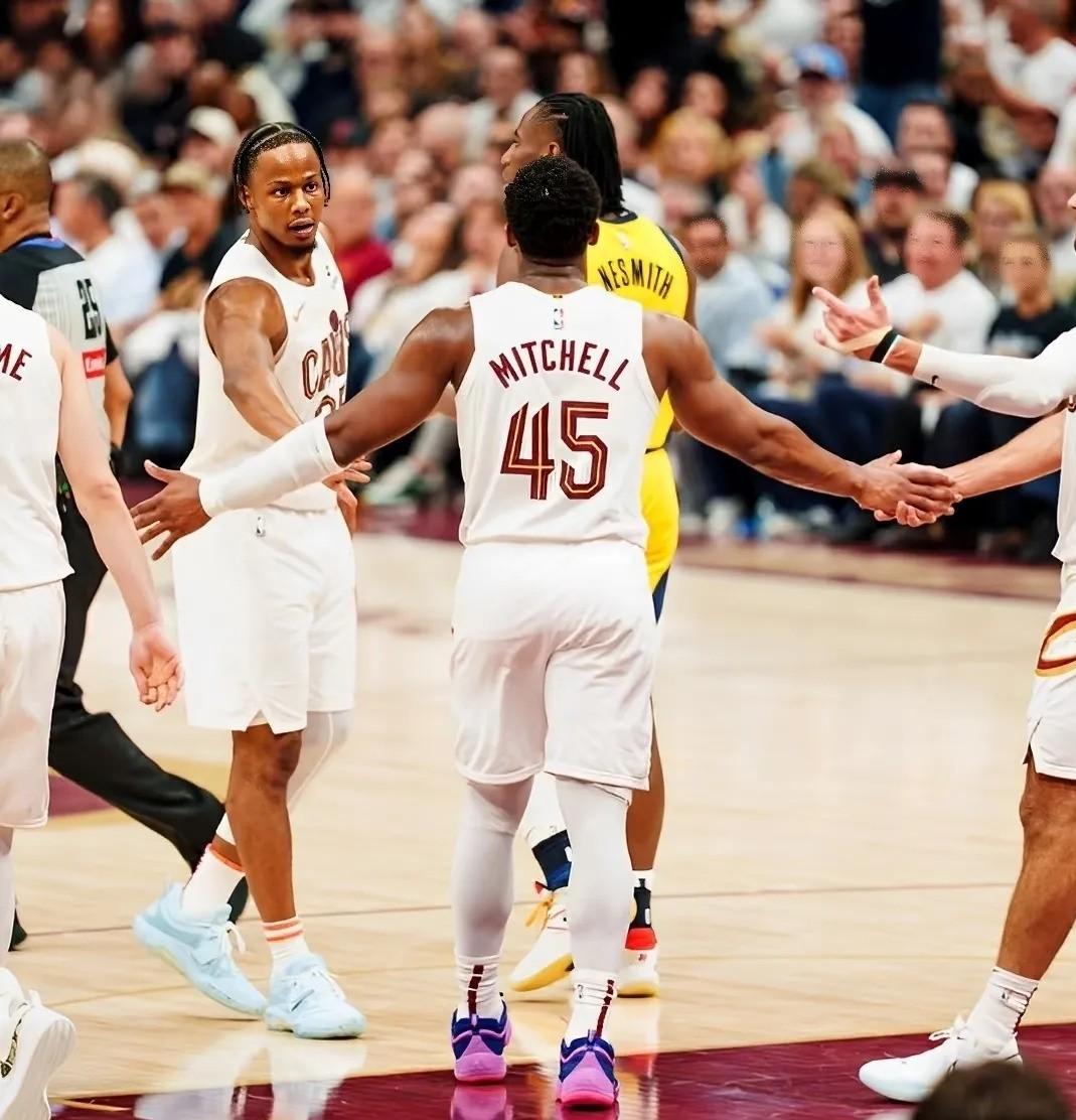 步行者队险胜魔术队