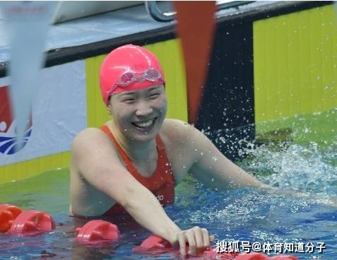 包含ATP总决赛碾压戴维斯杯，穆雷状态火热的词条