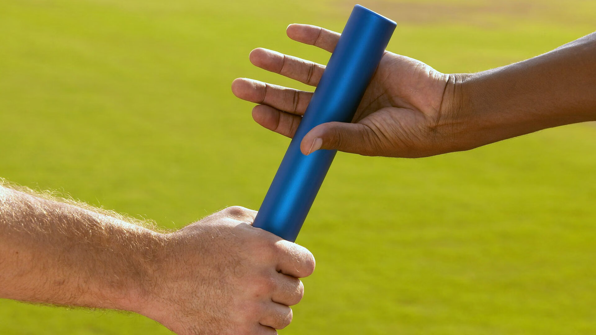 非洲绿金闪耀梦剧场，蒂亚戈一人军队导演逆转，几内亚友赛掀翻曼联