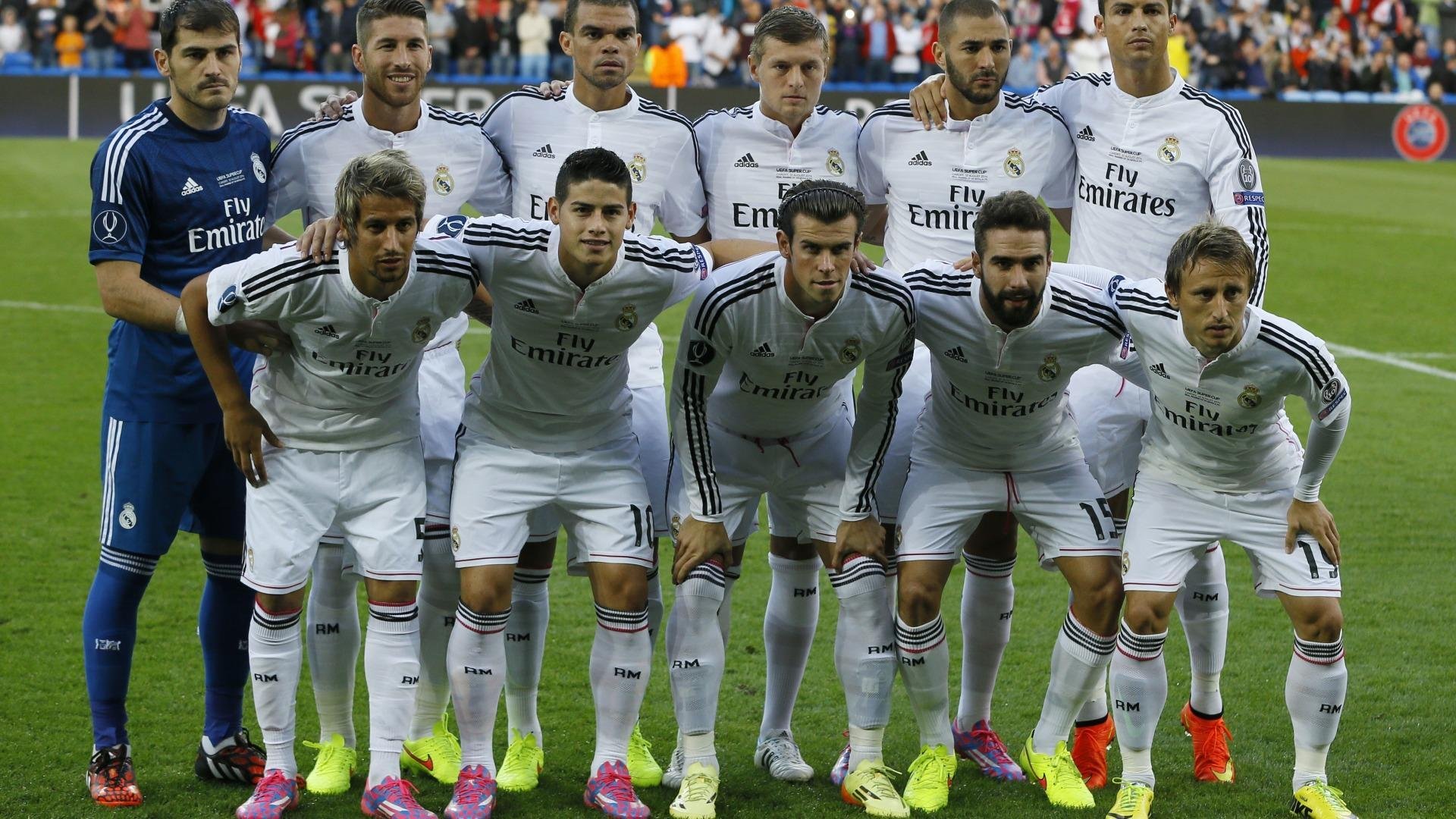 双城记,一场篮球赛与一场足球赛的平行时空